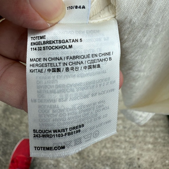 Toteme Women’s Slouch Waist Dress Size 36 Cream Colored - Picture 11 of 13